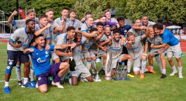 Schalke 04 - Sieger U19 22018